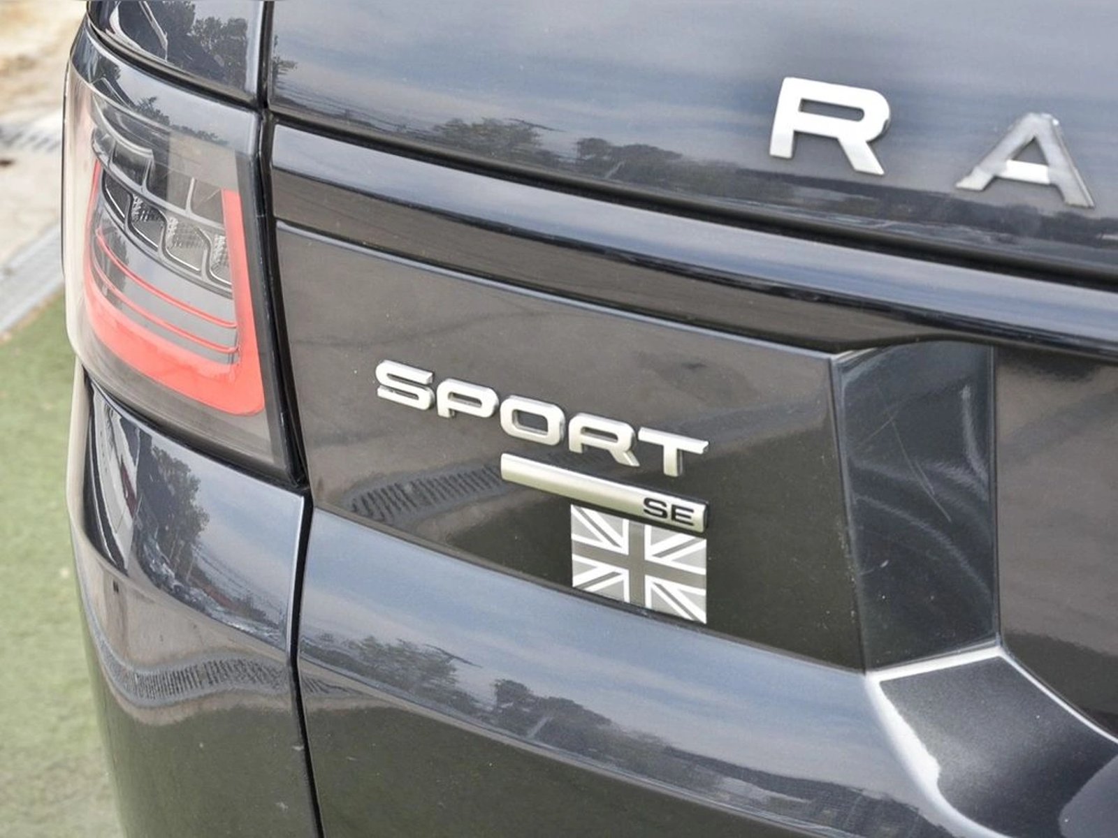 LAND ROVER RANGE ROVER SPORT 3.0 V6 SUPERCHARGED SE AUTO 4WD 2019 - Imagen 8 de 17