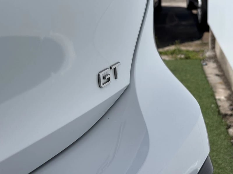 Peugeot 308 1.2 GT PURETECH 130HP 4X2 EAT8 5P. 2025 - Imagen 11 de 20