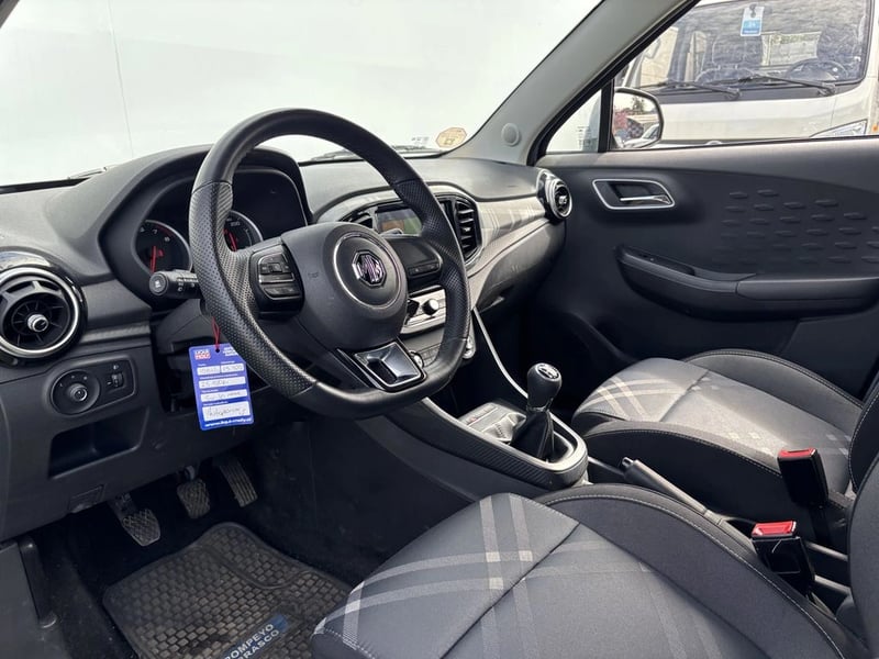 MG 3 1.5 STD 4X2 HB MT 5P 2024 - Imagen 12 de 20