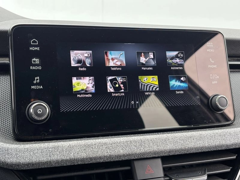 Skoda SCALA 1.5 TSI SELECTION  DSG AUTO 2025 - Imagen 18 de 20