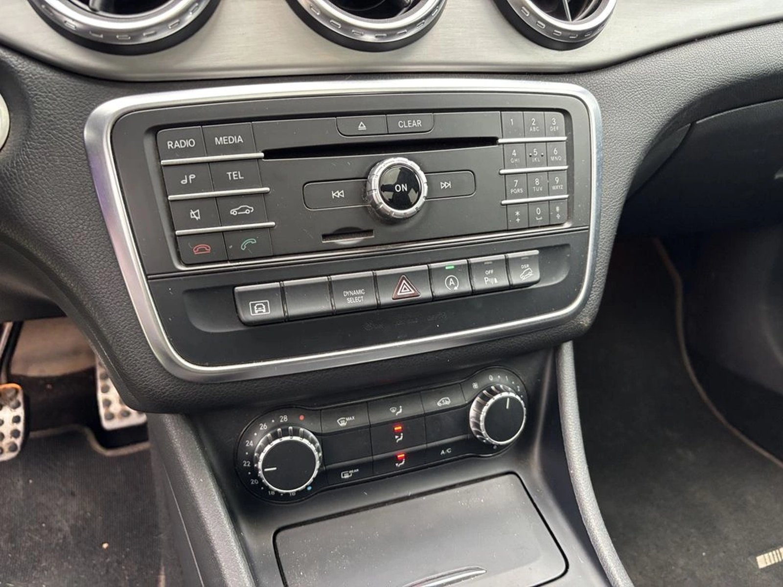MERCEDES-BENZ GLA 220 D 2.1 GLA 220D CDI  4MATIC DCT AUTO 2017 - Imagen 12 de 17