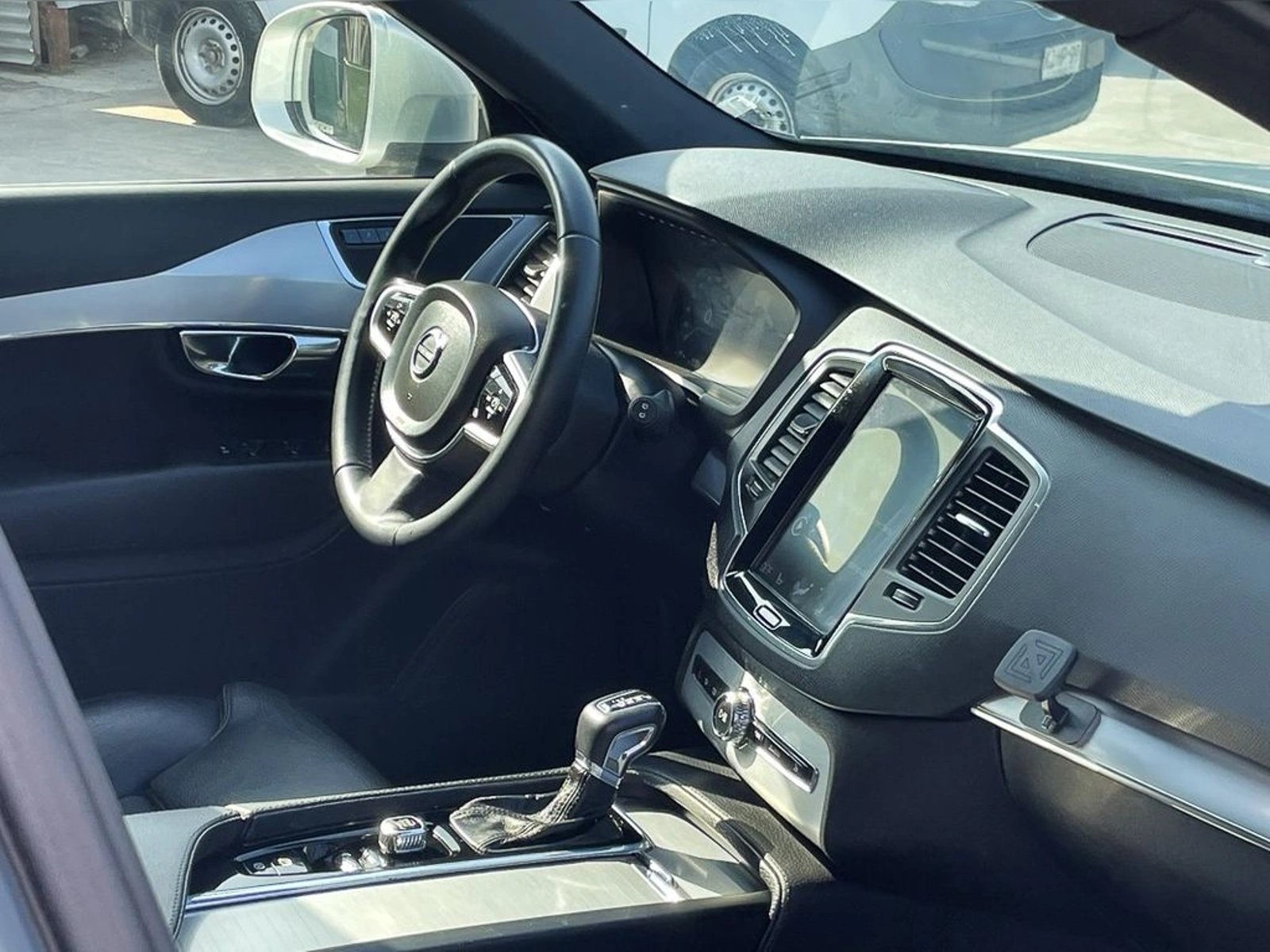 Volvo XC90 2.0 D5 KINETIC DIESEL 4X4  AUTO 2019 - Imagen 5 de 16