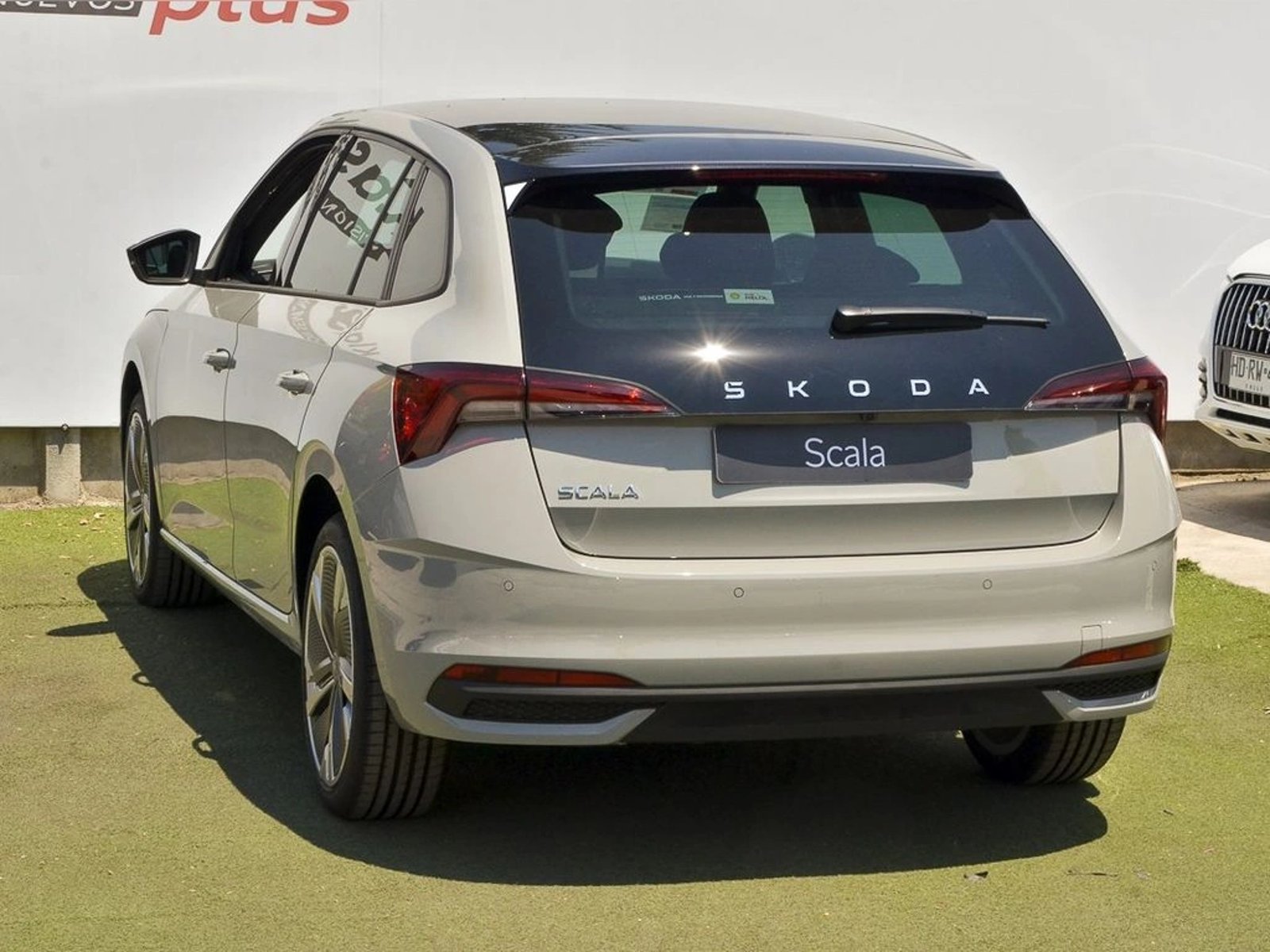 SKODA SCALA 1.5 TSI AUTO DESIGN 2026 - Imagen 6 de 17