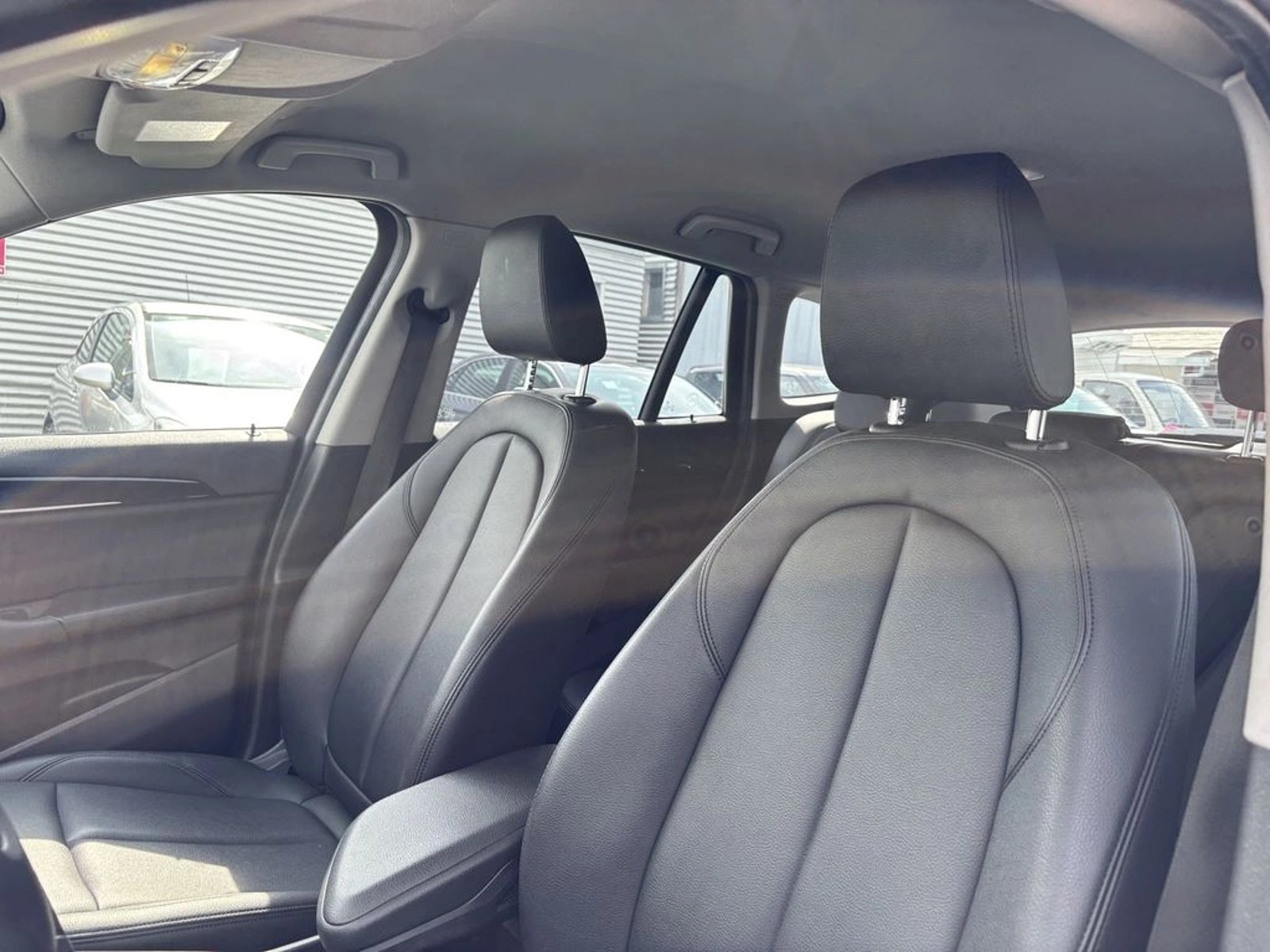 BMW X1 SDRIVE 18I LCI 1.5 AUT 2022 - Imagen 9 de 20
