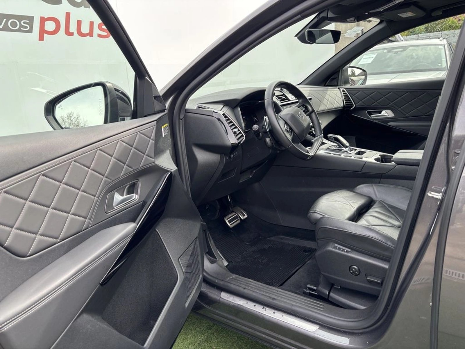 DS Automobiles DS7 CROSSBACK 1.6 THP EAT8 2024 - Imagen 10 de 20
