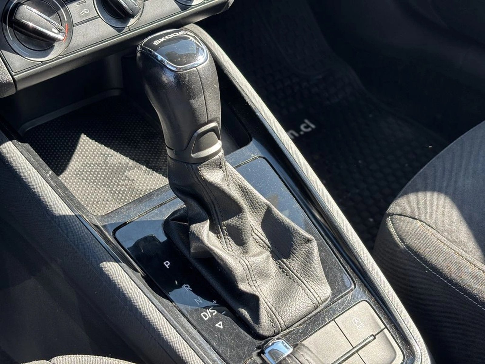 Skoda KAMIQ 1.5 TSI AMBITION AUTO 2021 - Imagen 9 de 18
