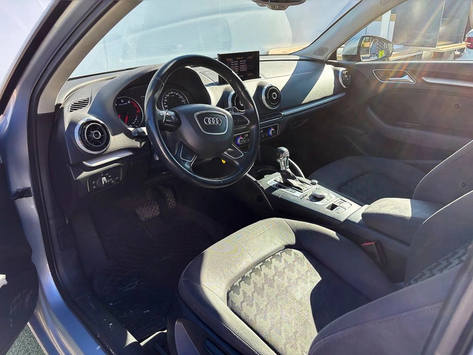 AUDI A3 1.4 TFSI S-TRONIC AUTO  3P 2016 - Imagen 8 de 15