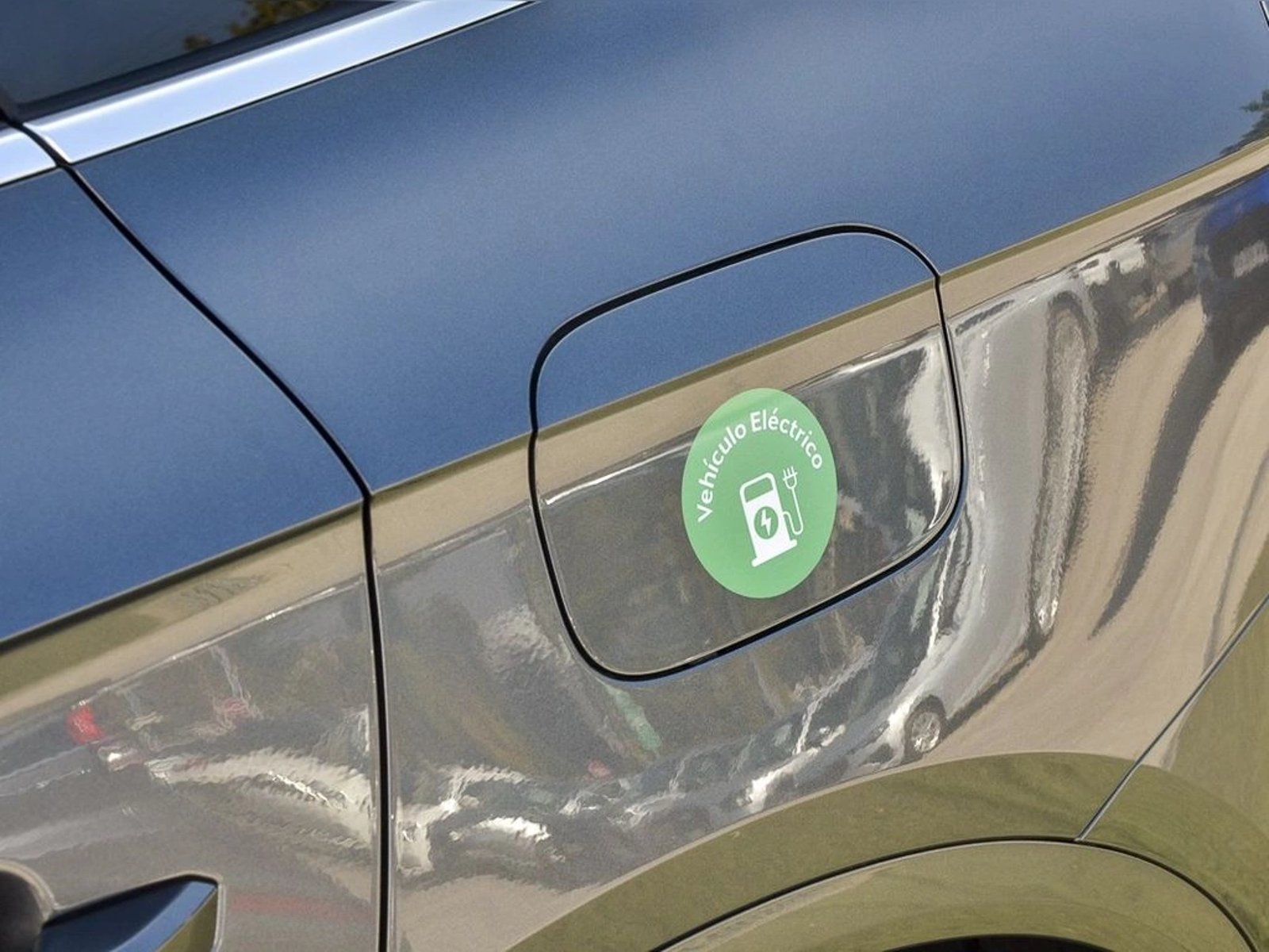 AUDI Q5 2.0 50 TFSI E HYBRID SPORT QUATTRO 2025 - Imagen 8 de 18