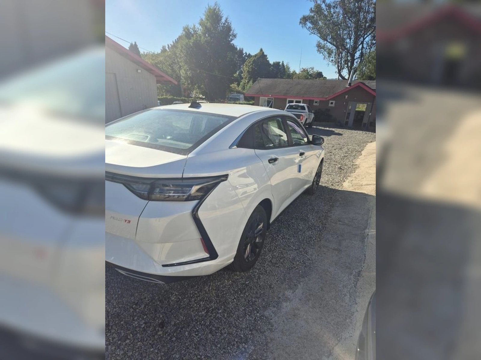 DONGFENG AEOLUS Y3 manual 2026 - Imagen 3 de 11
