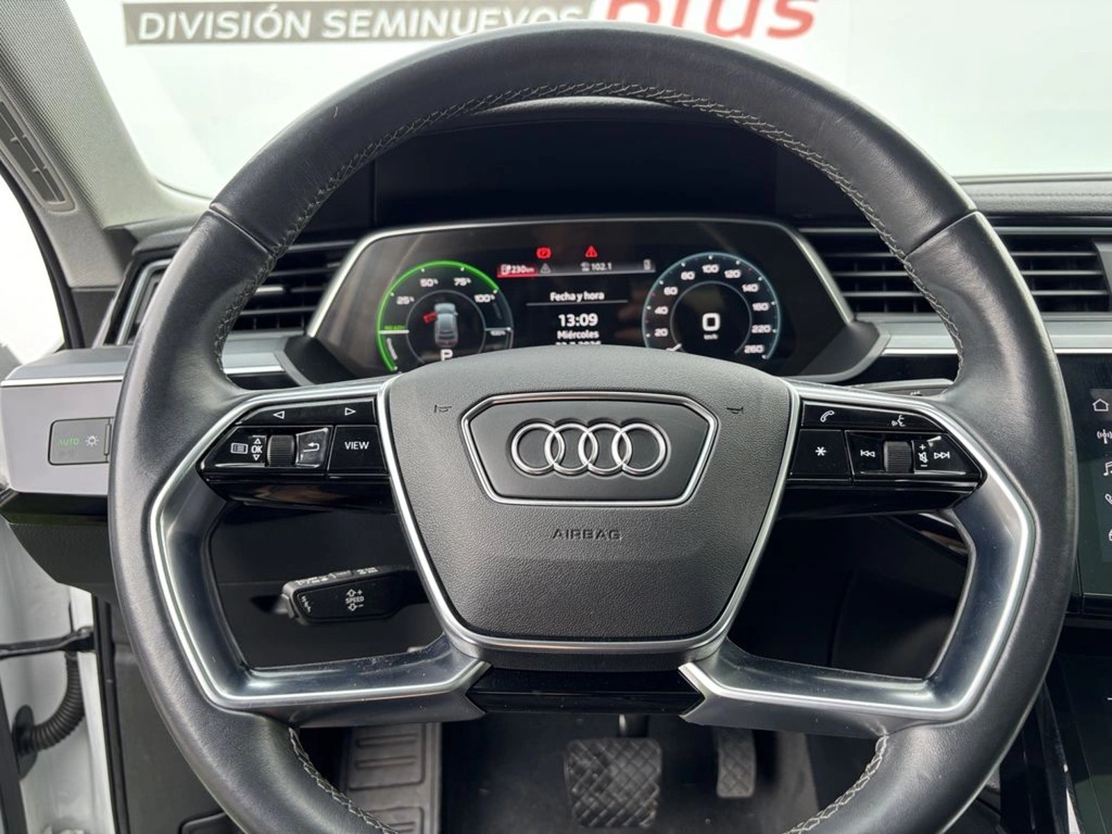Audi e-Tron Sportback ELECTRICO 55 QUATTRO AUTO 5P 2022 - Imagen 9 de 20