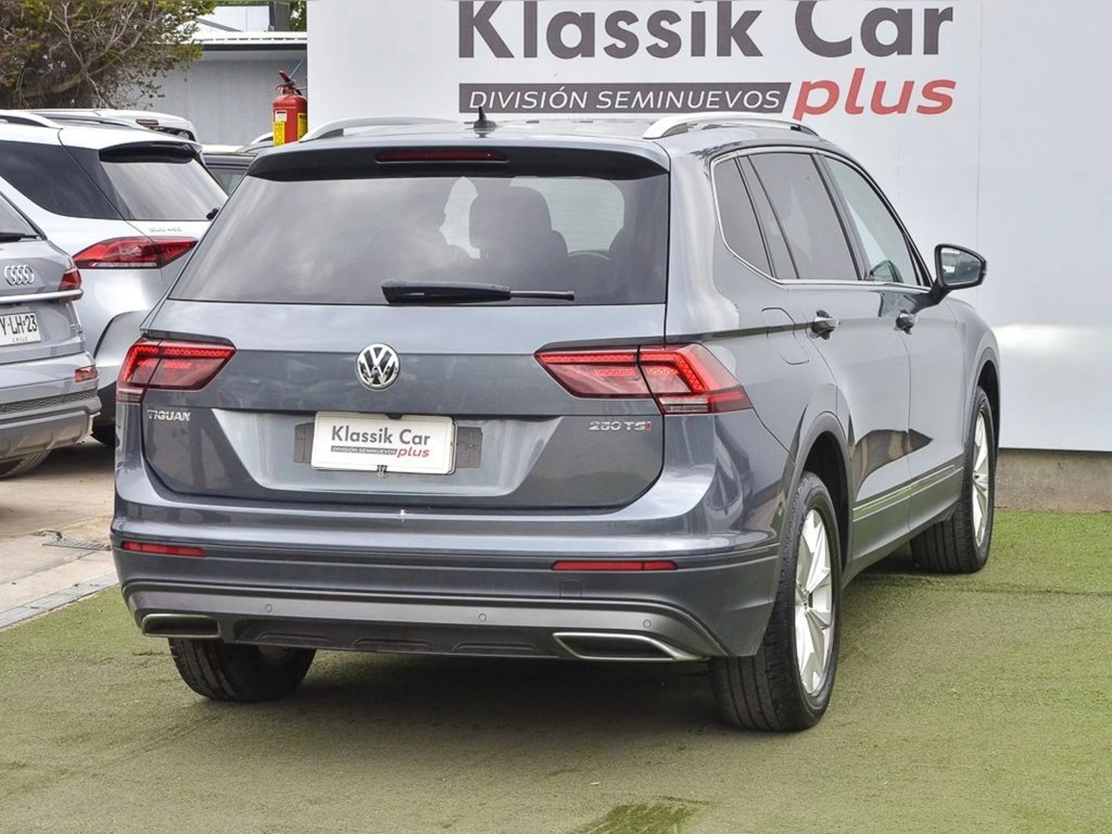 VOLKSWAGEN TIGUAN 1.4 TSI DSG HIGHLINE 7A 2022 - Imagen 4 de 20