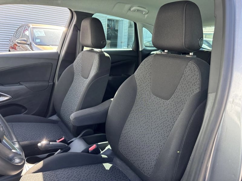 Opel CROSSLAND 1.5T EDITION DIESEL 4X2 MT6 5P 2023 - Imagen 11 de 18