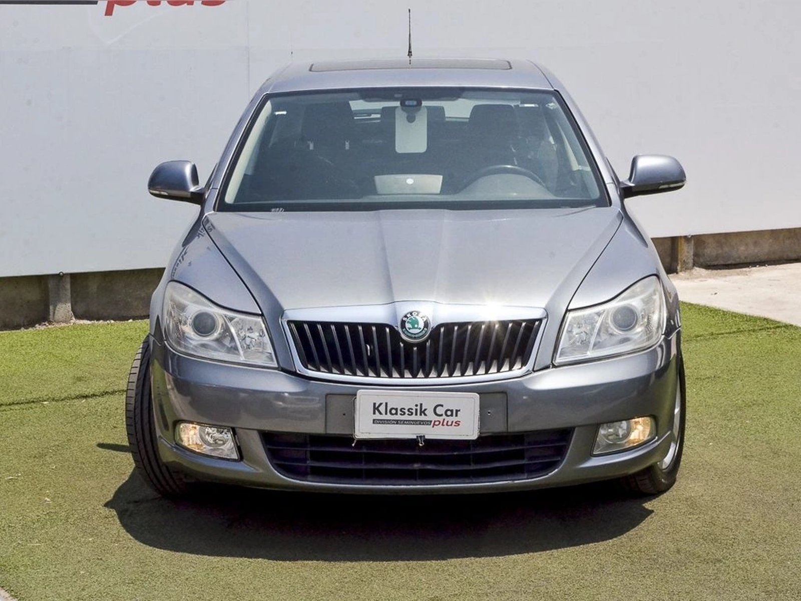 Skoda OCTAVIA 1.4 ELEGANCE DSG 2013 - Foto 2 de 20