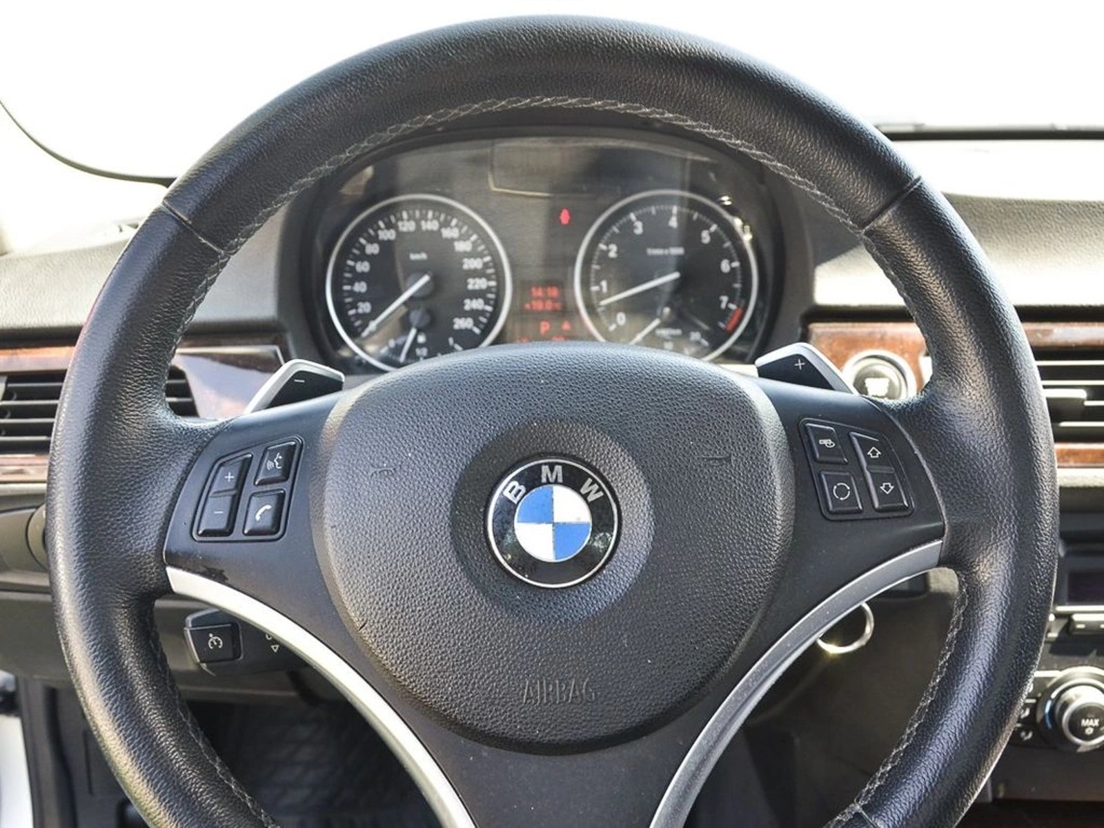 BMW 325 AUT 2011 - Imagen 12 de 13