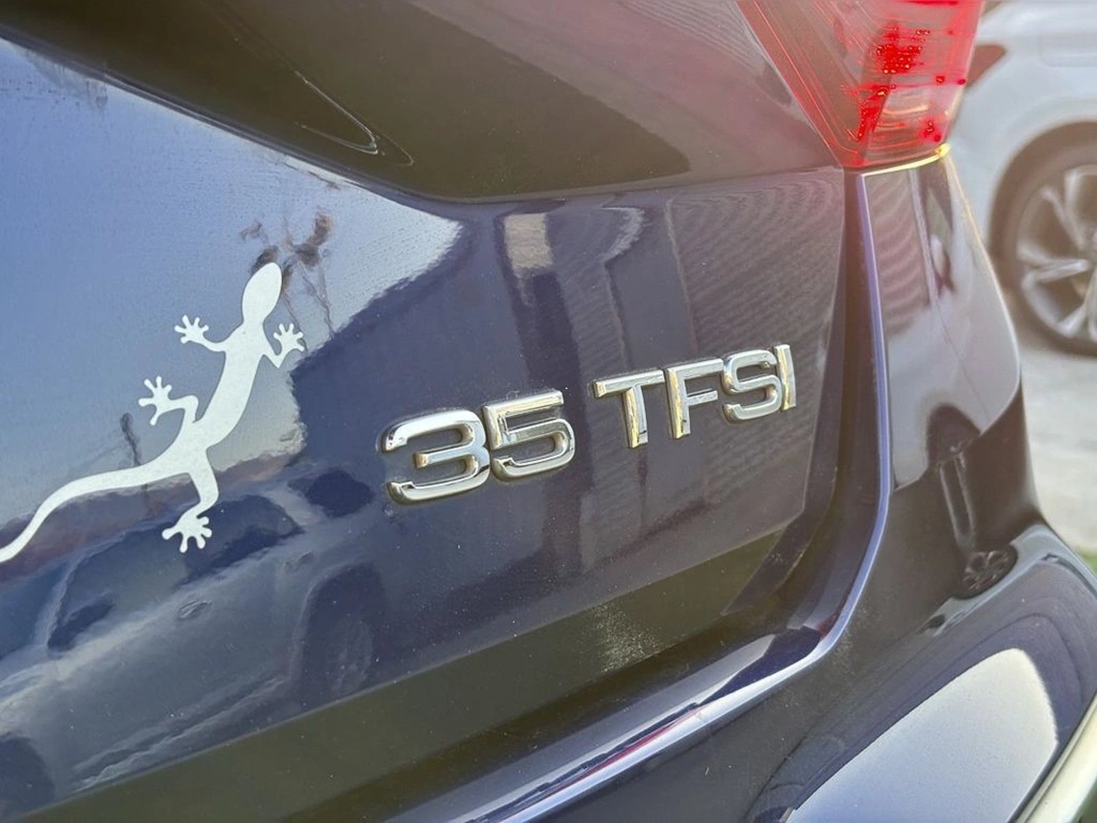 AUDI Q2 1.4 35 TFSI STRONIC AUTO SPORT 2023 - Imagen 7 de 16
