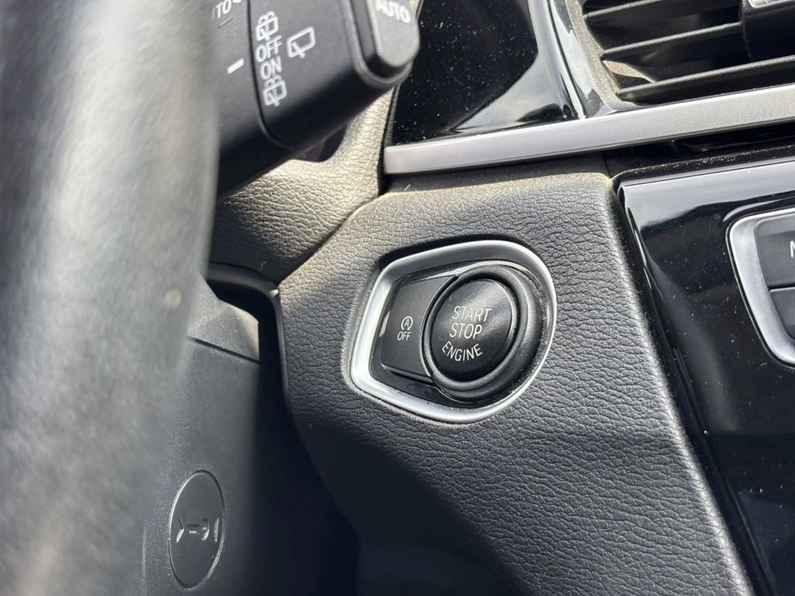 BMW X1 SDRIVE 18I LCI 1.5 AUT 2022 - Imagen 19 de 20