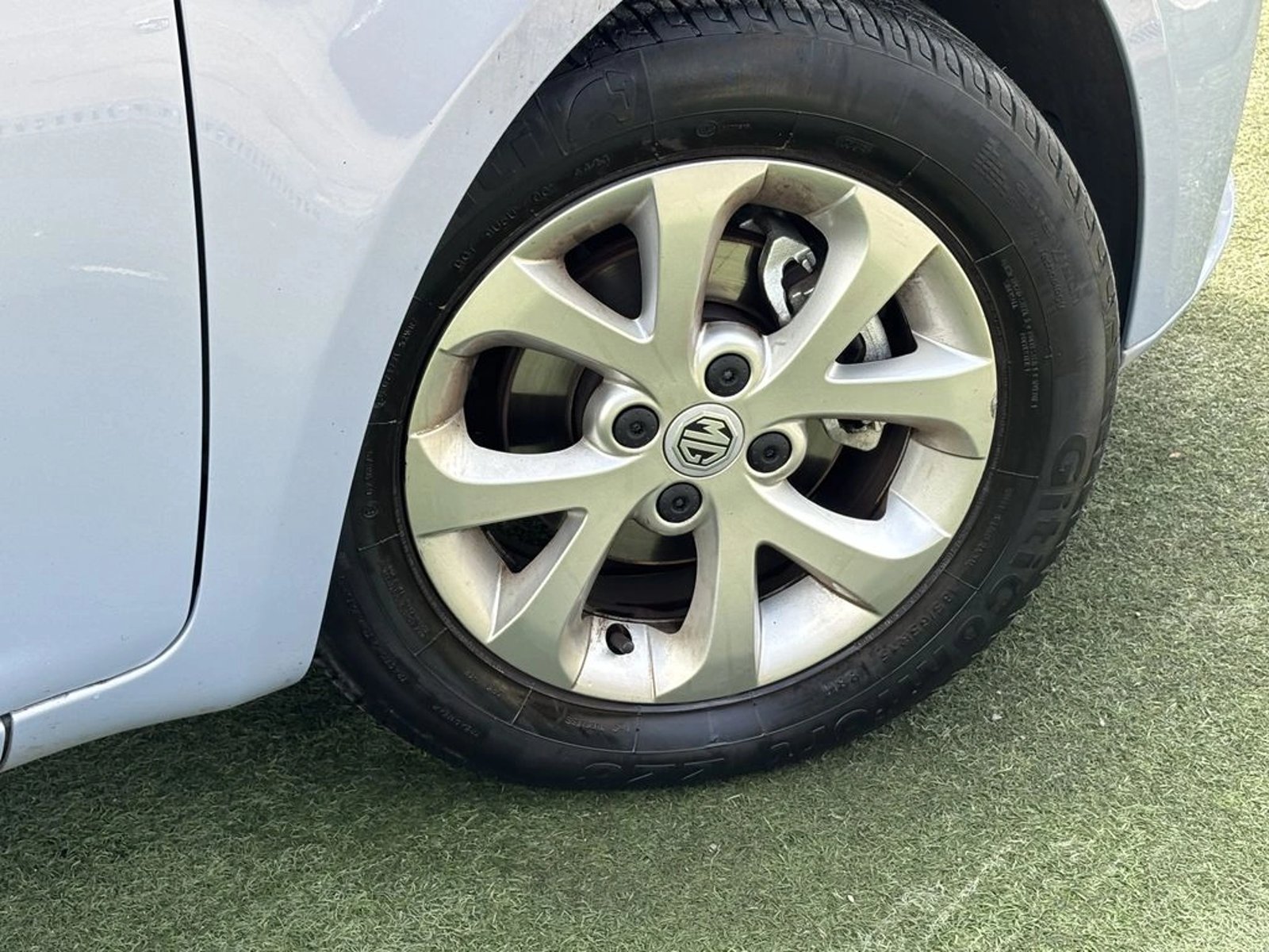 MG 3 1.5 STD 4X2 HB MT 5P 2024 - Imagen 4 de 20