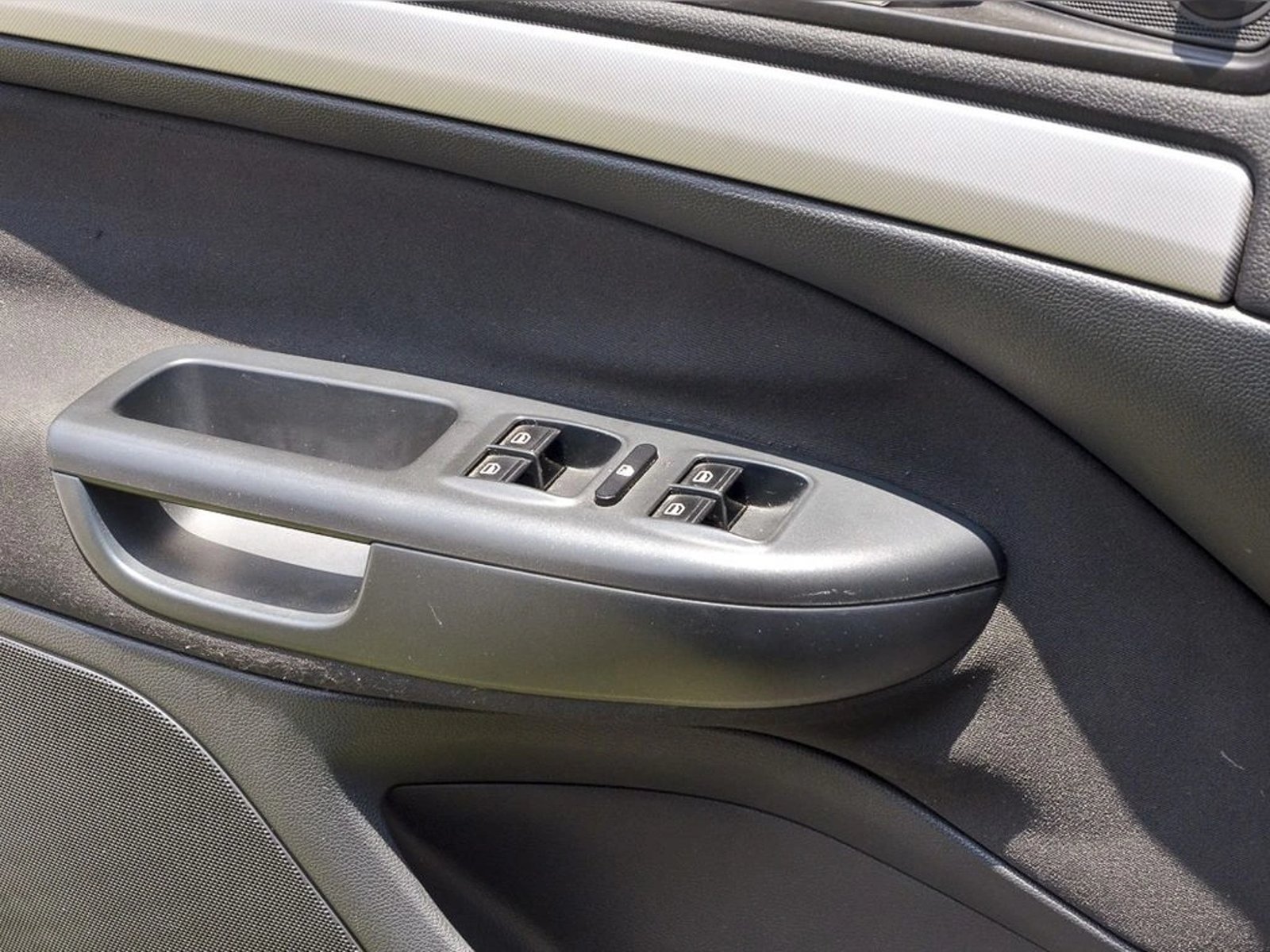 SKODA OCTAVIA 1.4 ELEGANCE DSG 2013 - Imagen 16 de 20