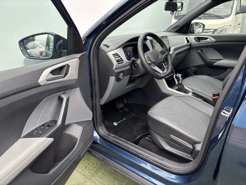 Volkswagen T-CROSS 1.0 TSI COMFORTLINE AUTOMÁTICO 5P 2025 - Imagen 12 de 20