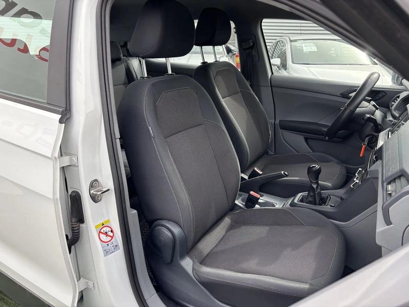 Volkswagen T-CROSS MT 2022 - Imagen 6 de 20