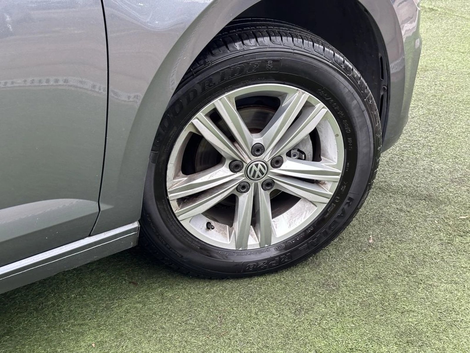 Volkswagen POLO 1.6 110 CV COMFORTLINE MT 5P 2019 - Imagen 4 de 19