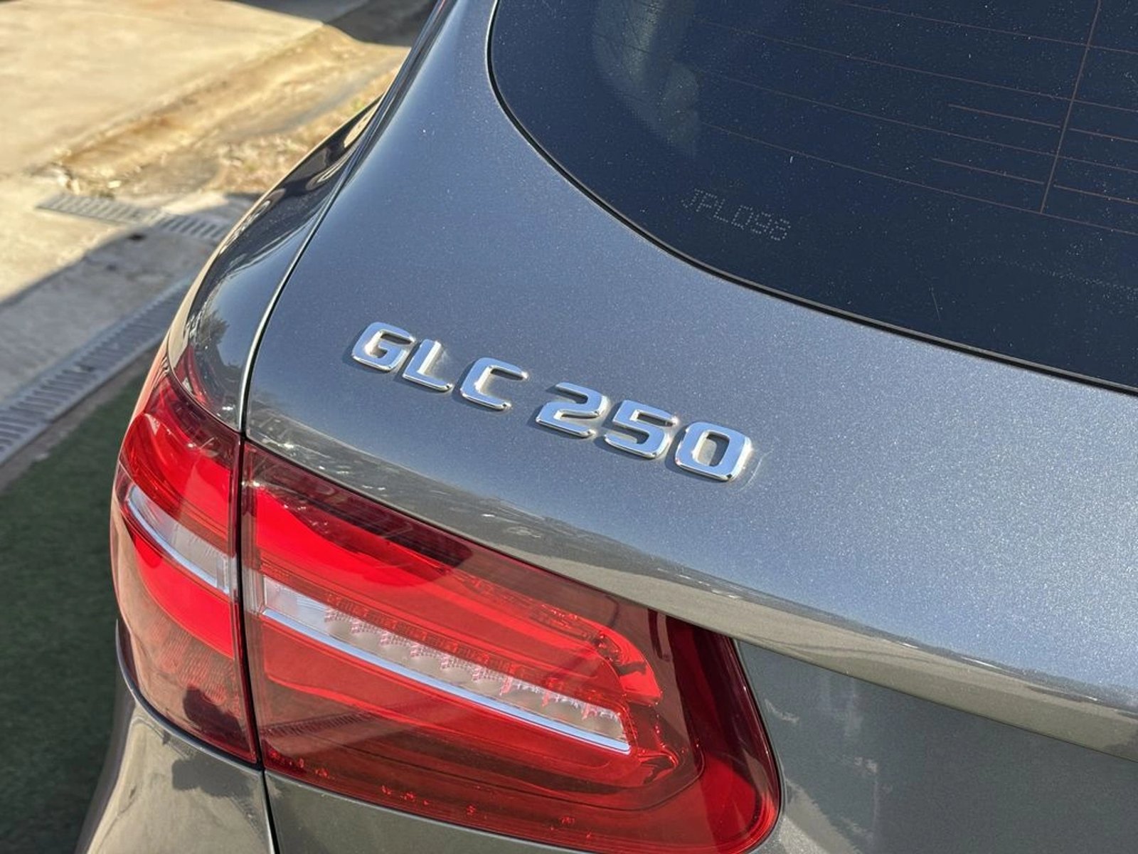 Mercedes-Benz GLC 250 2.0 4WD AT 5P 2017 - Imagen 10 de 20