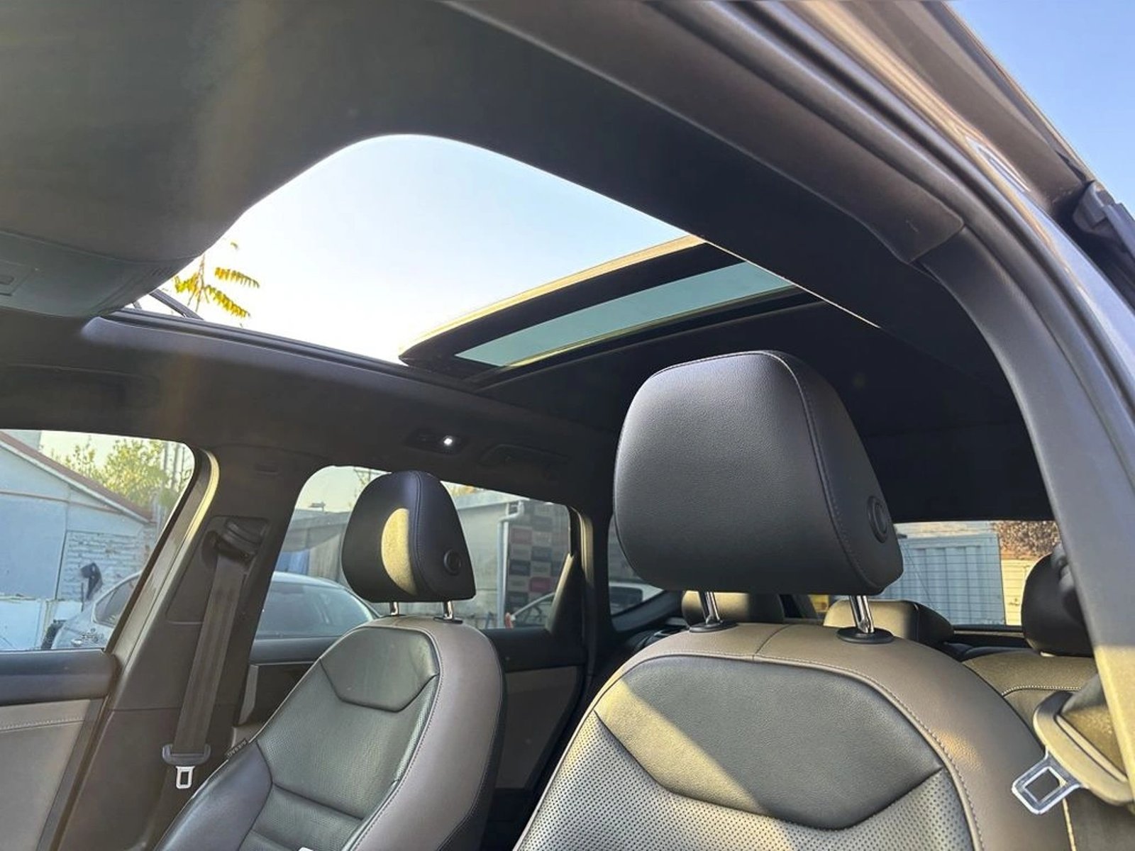VOLKSWAGEN TAOS 1.4 250 TSI HIGHLINE AUTO HERO 2022 - Imagen 4 de 18