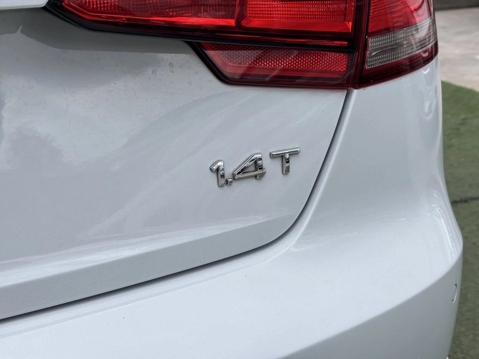 Audi A4 1.4 TFSI DESIGN 4X2 S-TRONIC AT 4P 2018 - Imagen 9 de 20