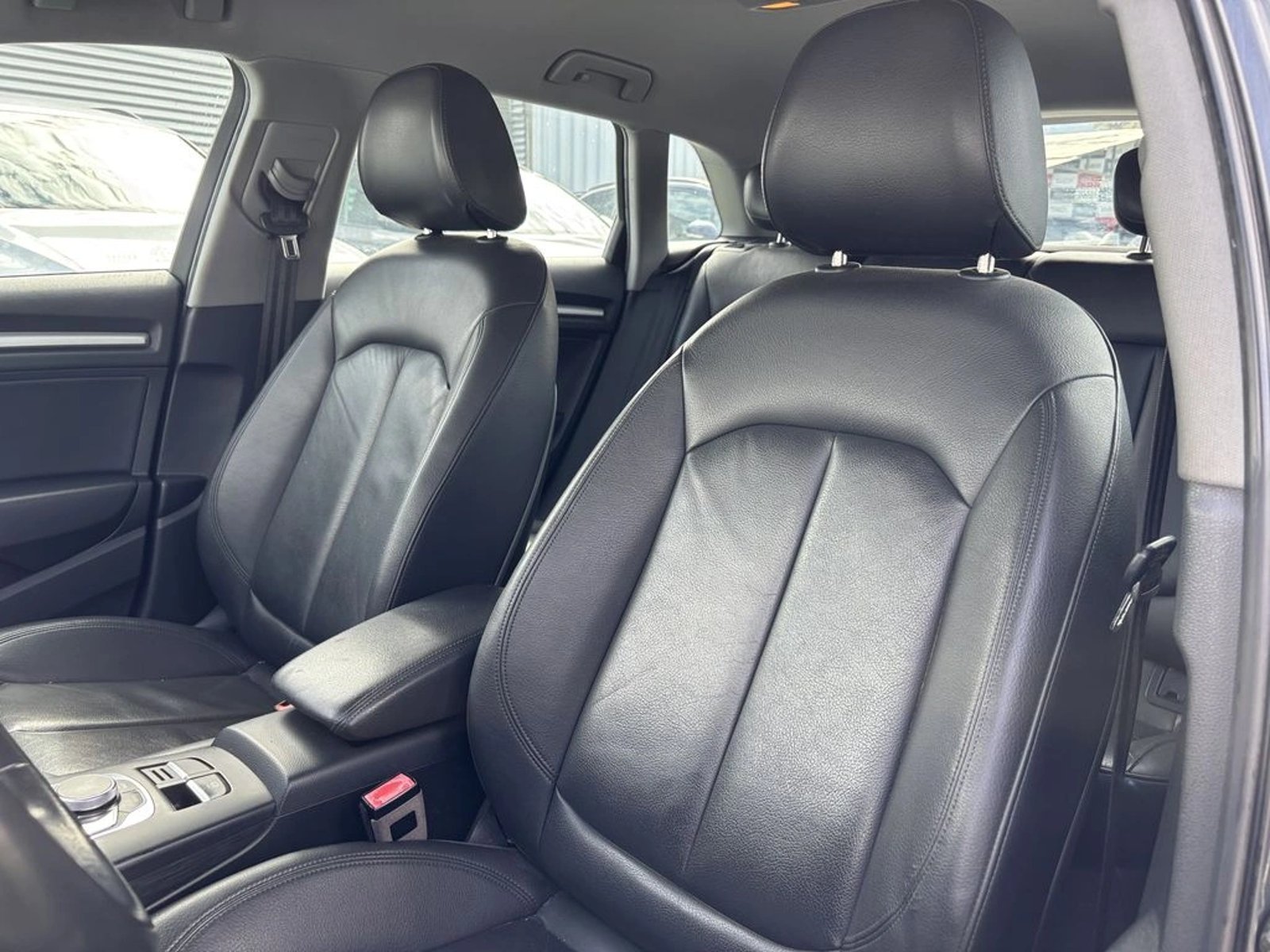 Audi A3 1.4 35 TFSI STRONIC AUTO SPORTBACK 2019 - Imagen 10 de 20
