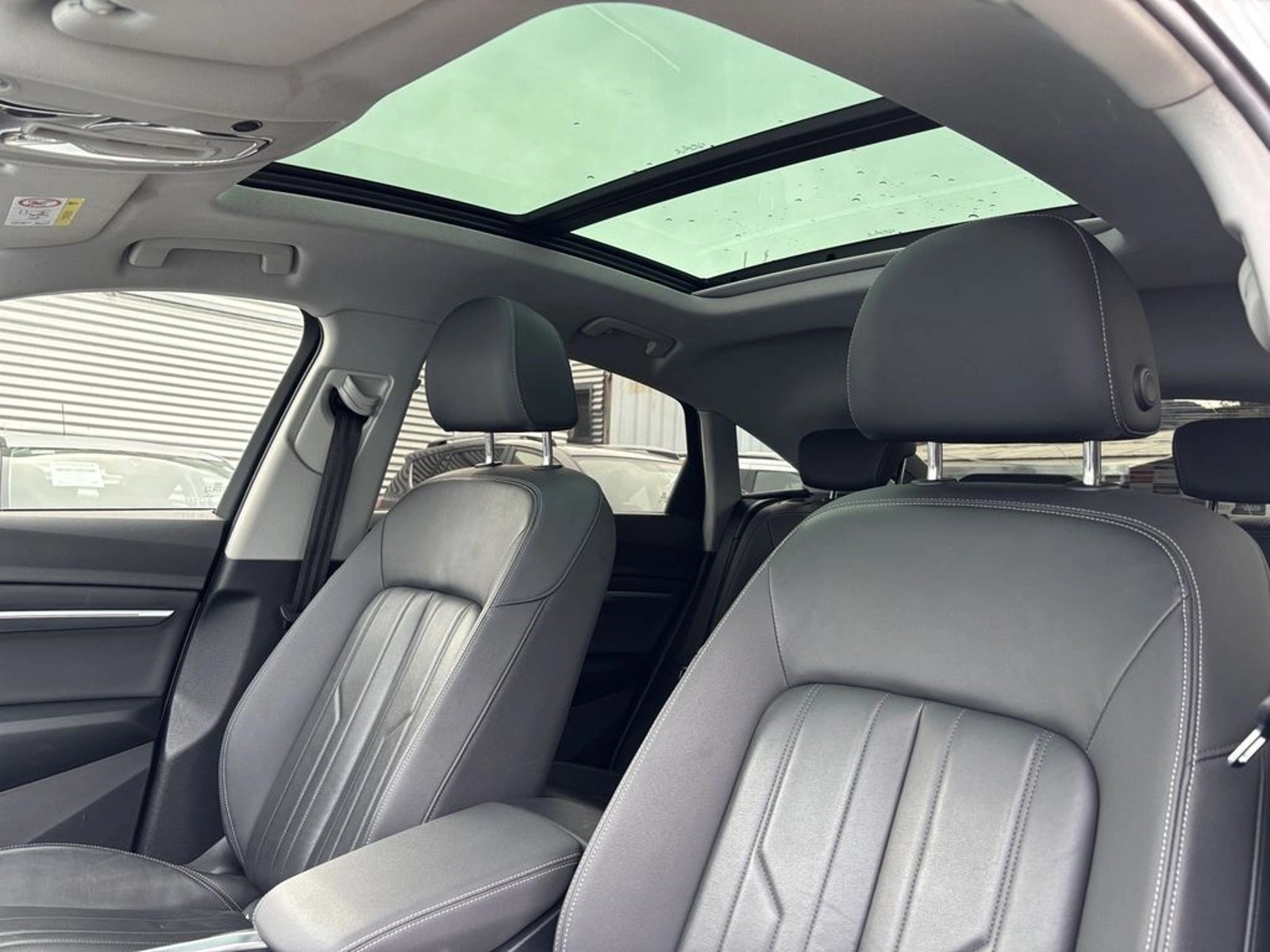 Audi e-Tron Sportback ELECTRICO 55 QUATTRO AUTO 5P 2022 - Imagen 11 de 20