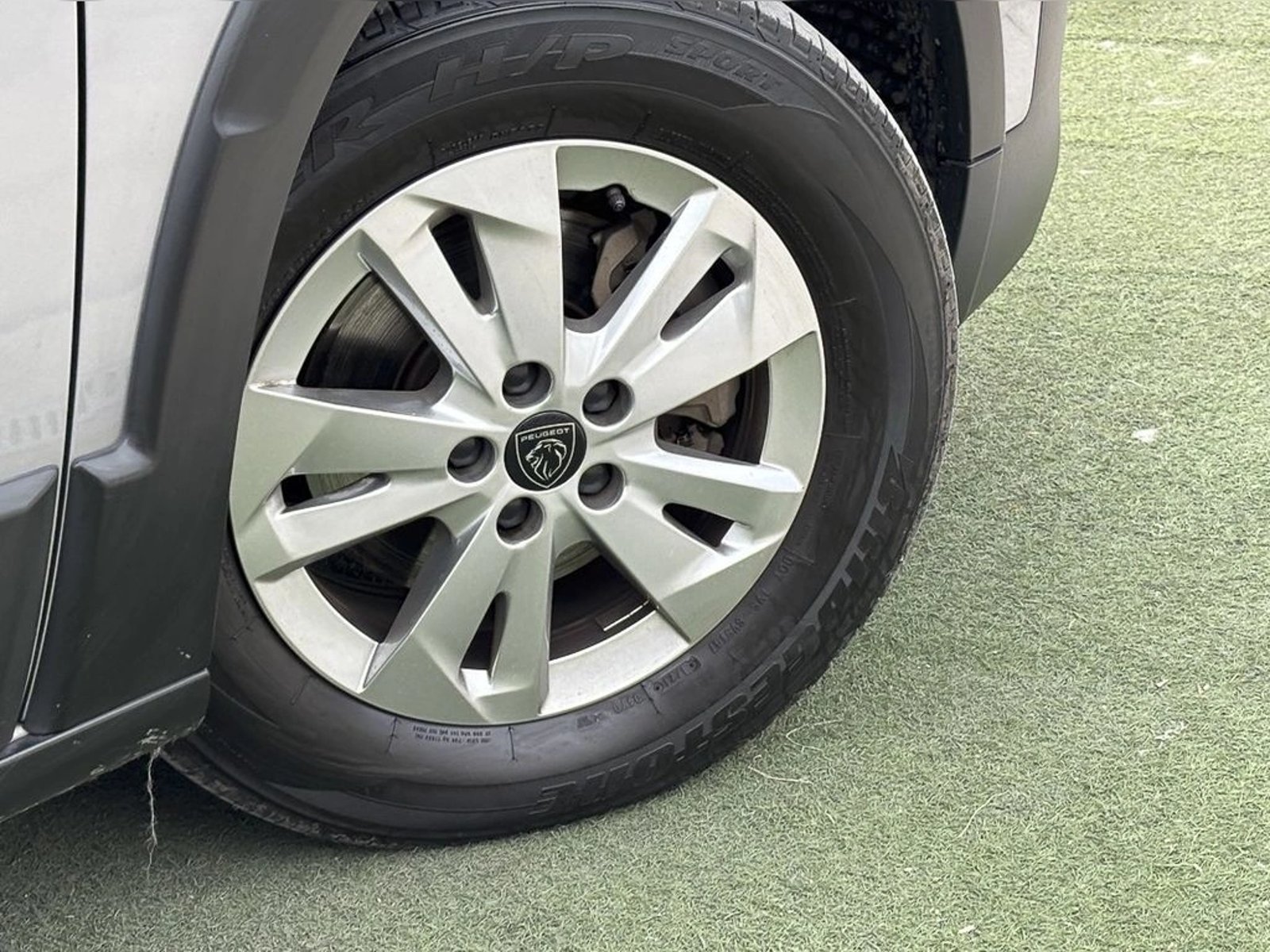 PEUGEOT RIFTER 1.5 BLUEHDI 100 ALLURE 2025 - Imagen 18 de 20