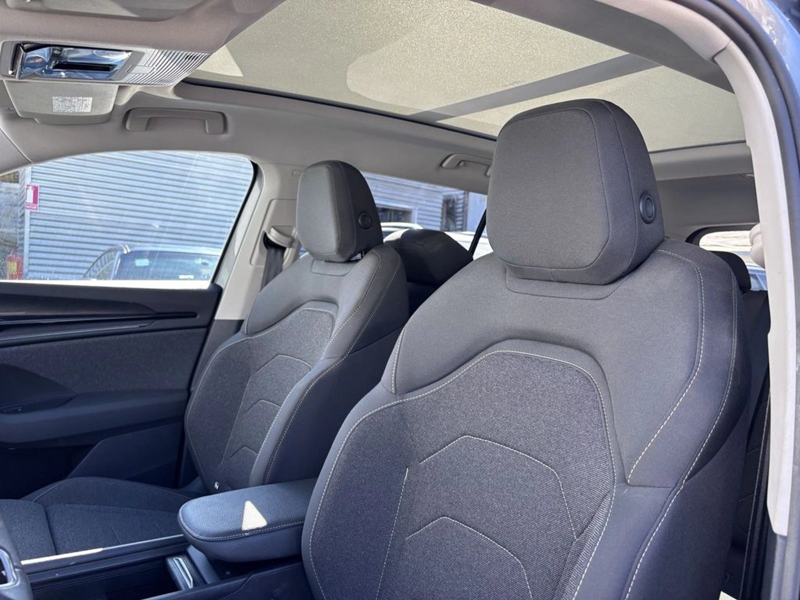 SKODA KODIAQ NEW 1.5 MHEV SELECTION AUTO 2025 - Imagen 9 de 13