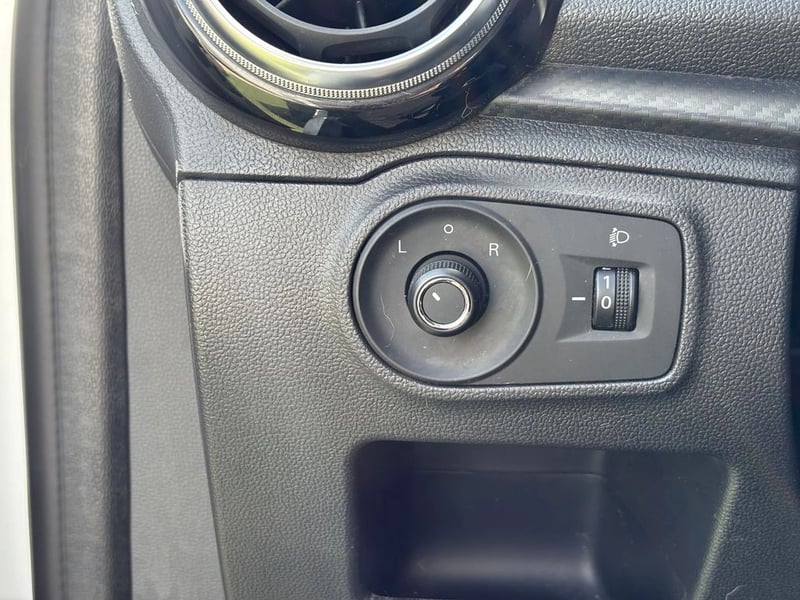 MG 3 1.5 COMFORT 4X2 HB AUTOMÁTICO 5P 2023 - Imagen 19 de 20