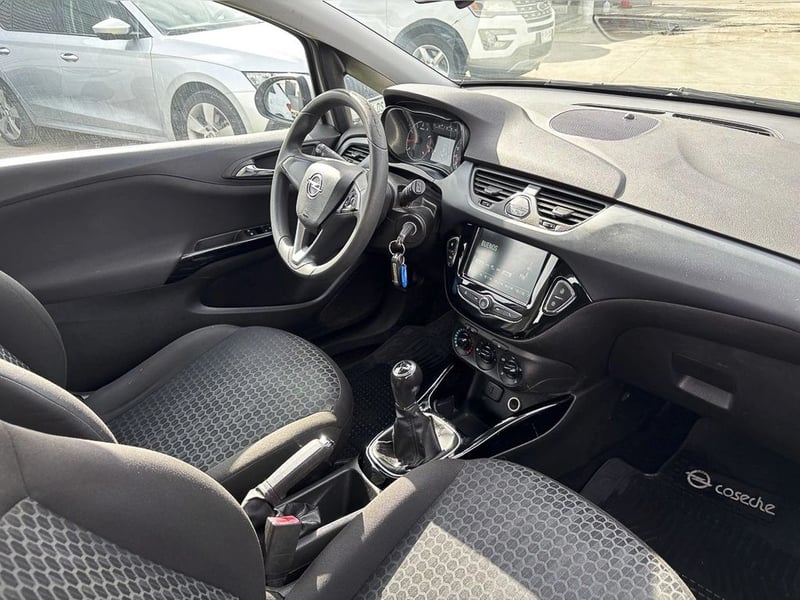 Opel CORSA 1.4 ENJOY 2017 - Imagen 4 de 18