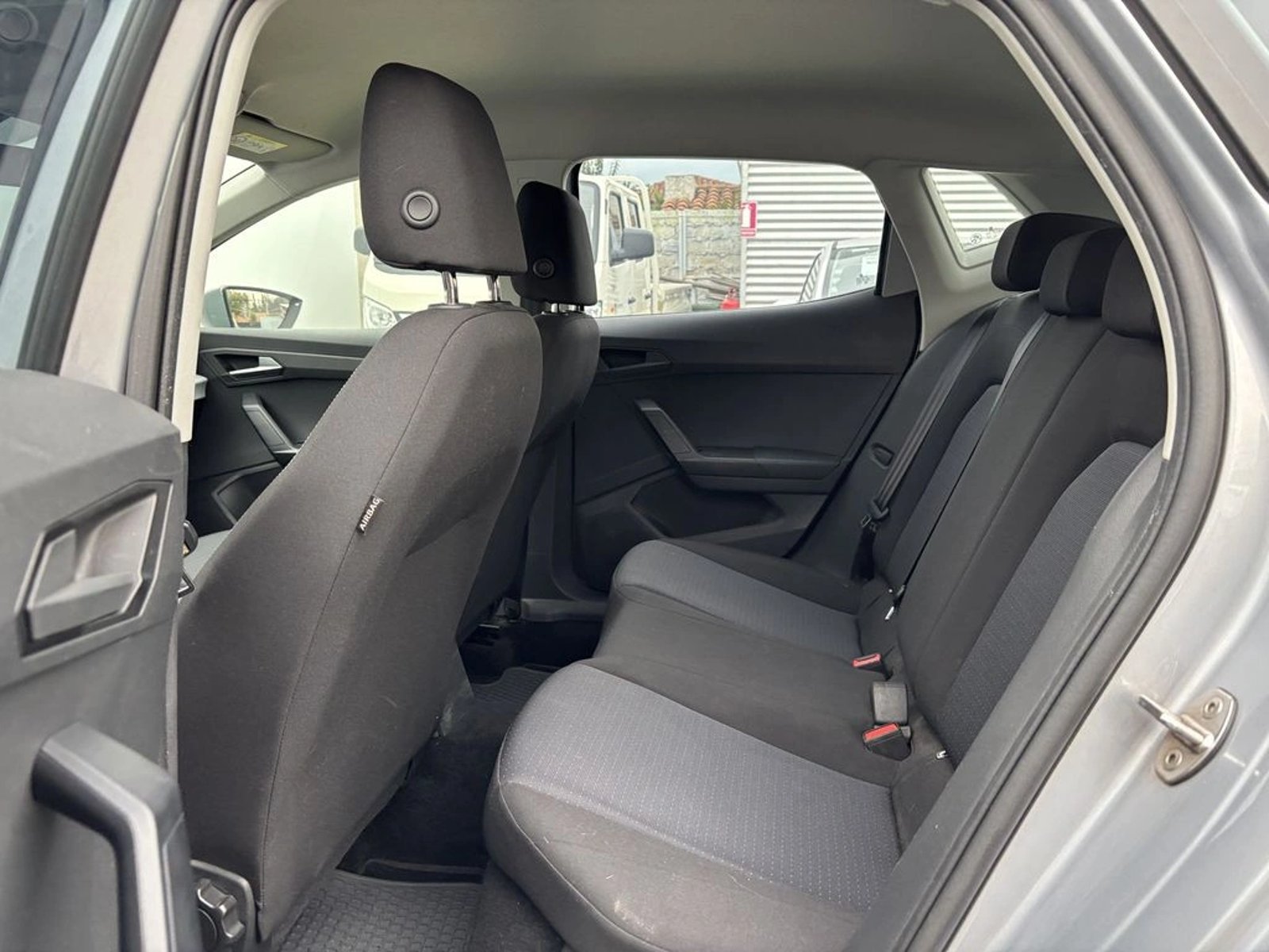 SEAT IBIZA 1.0 TSI STYLE 4X2 AT 5P 2023 - Imagen 11 de 20