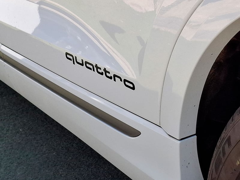 Audi Q8 3.0 55 TFSI SLINE QUATTRO 2023 - Imagen 12 de 20