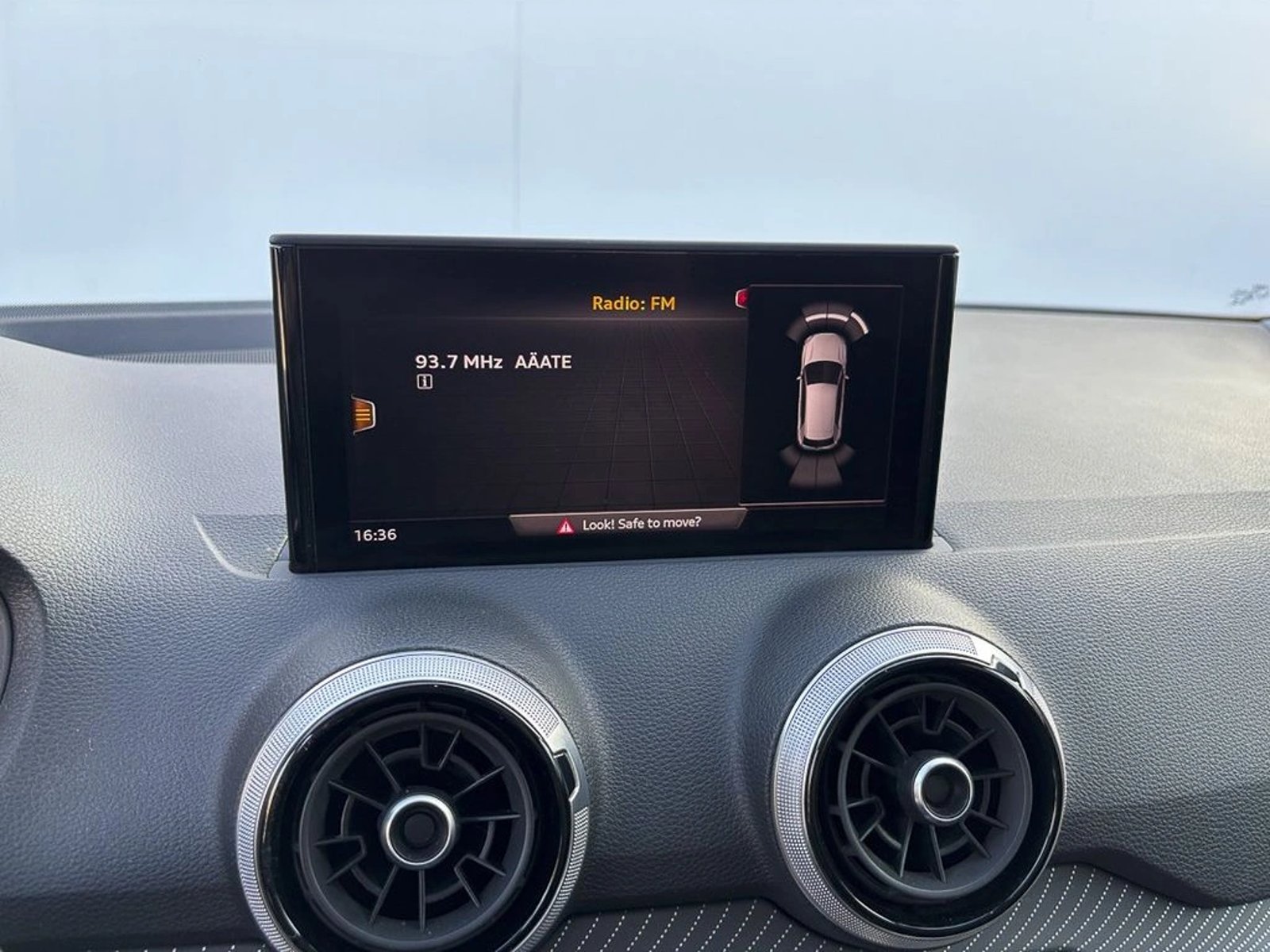 AUDI Q2 1.4 35 TFSI STRONIC AUTO SPORT 2023 - Imagen 12 de 16