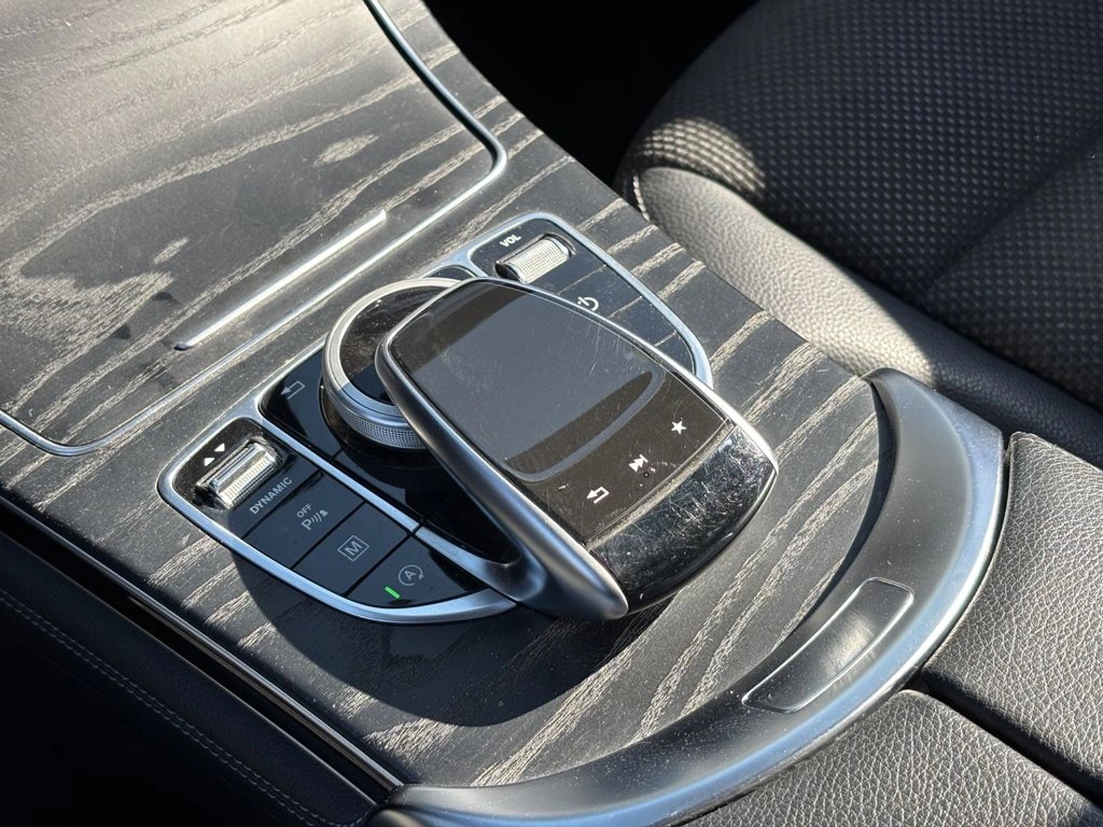 Mercedes-Benz GLC 250 2.0 4WD AT 5P 2017 - Imagen 17 de 20