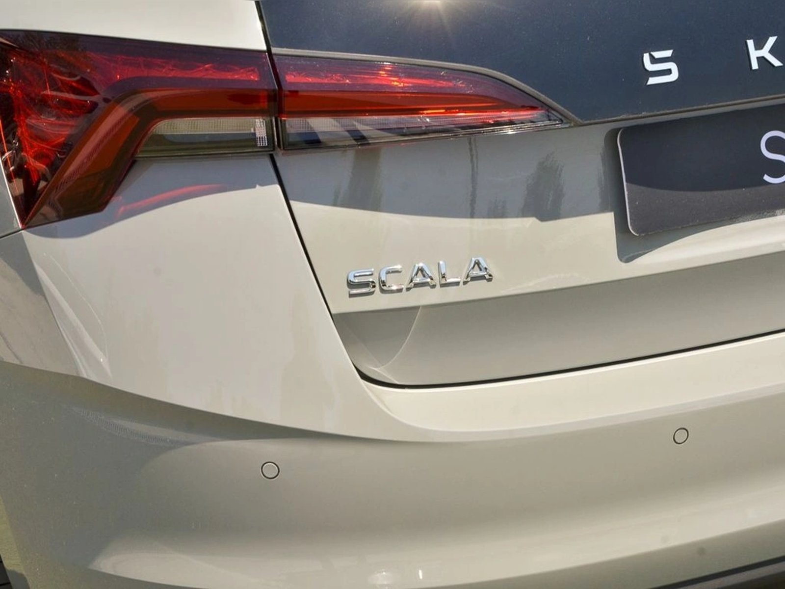 SKODA SCALA 1.5 TSI AUTO DESIGN 2026 - Imagen 7 de 17
