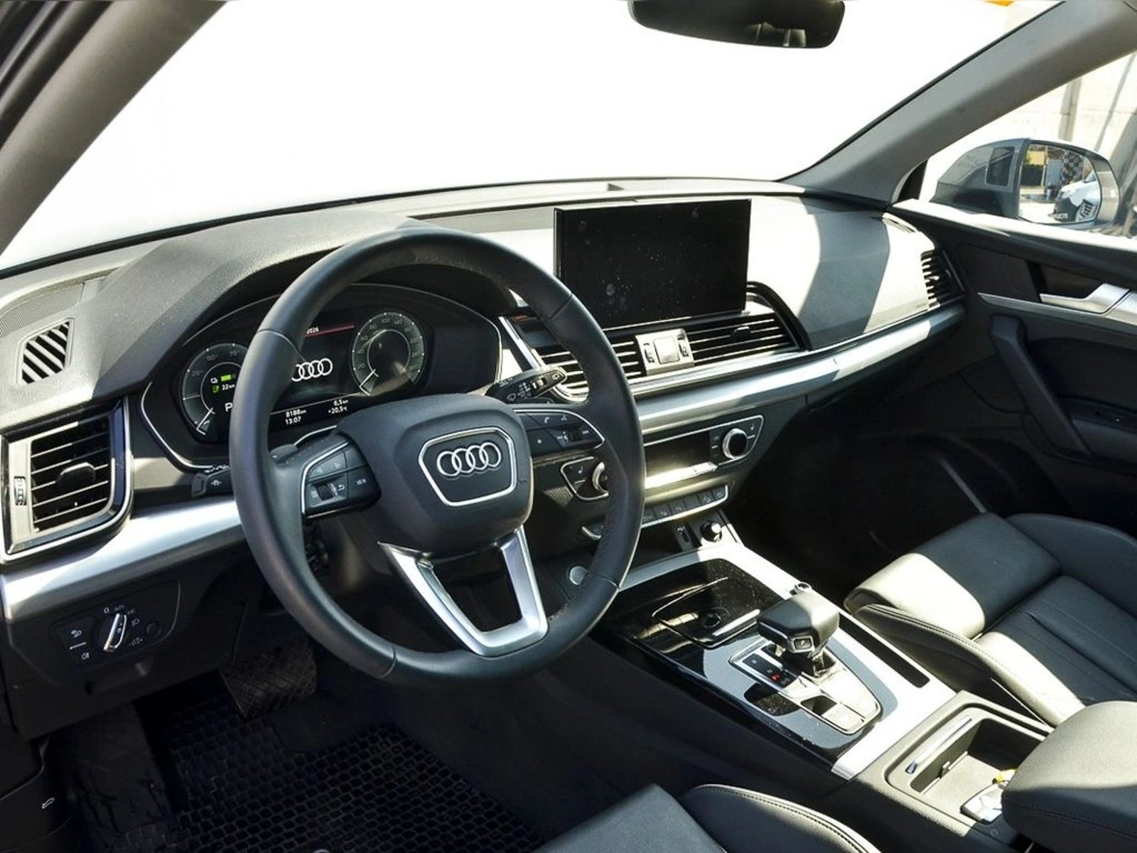 AUDI Q5 2.0 50 TFSI E HYBRID SPORT QUATTRO 2025 - Imagen 9 de 18