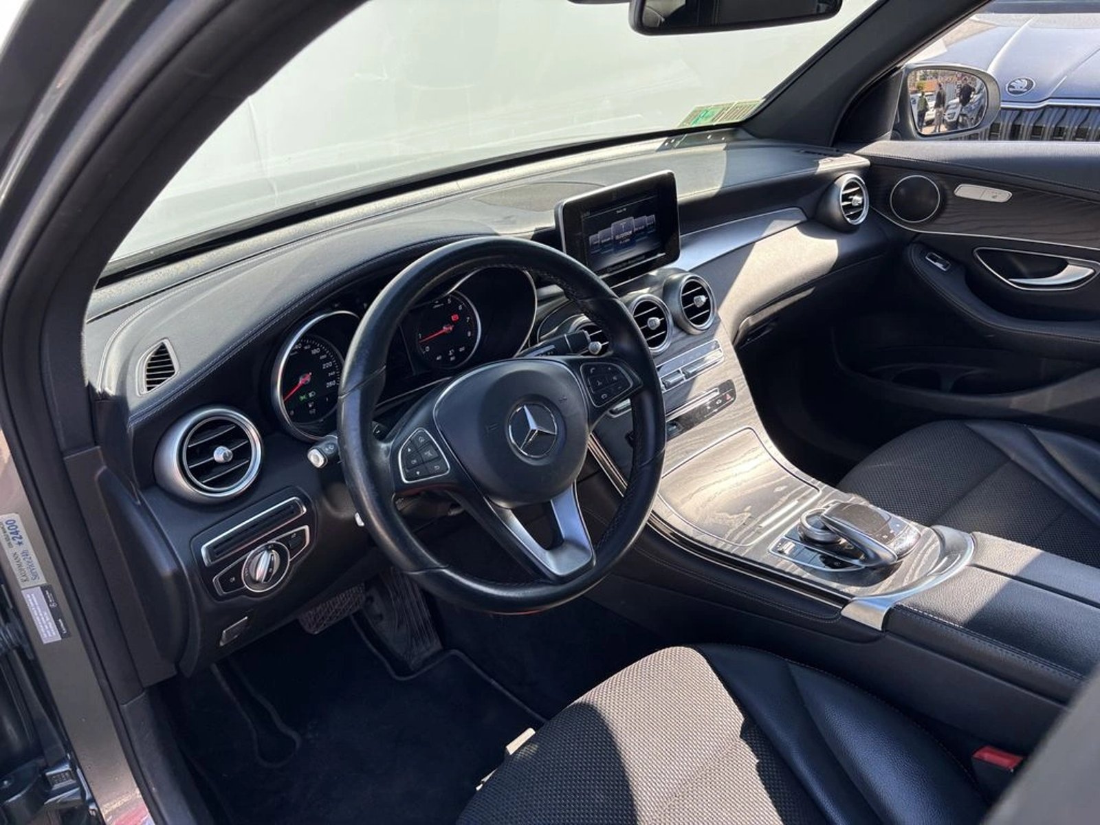 Mercedes-Benz GLC 250 2.0 4WD AT 5P 2017 - Imagen 14 de 20