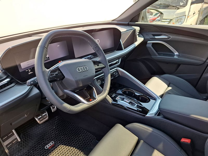 Audi Q5 NEW  Q5 SPORTBACK TFSI  QUATTRO S-LINE 2026 - Imagen 12 de 20