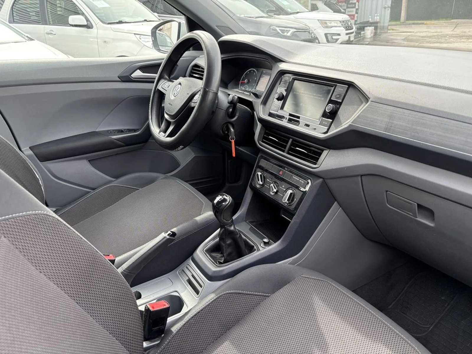 Volkswagen T-CROSS MT 2022 - Foto 5 de 20