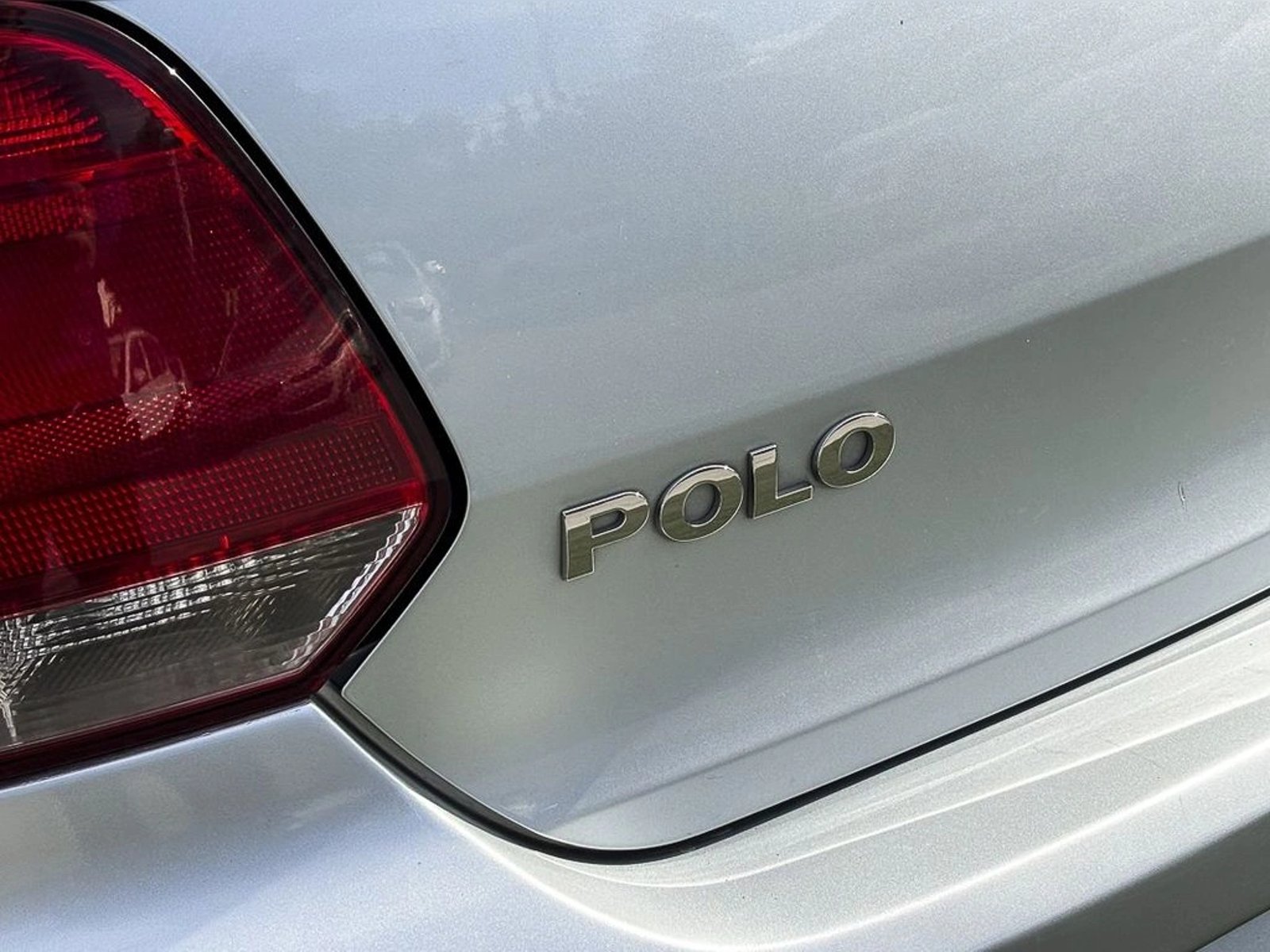 VOLKSWAGEN POLO 1.6 AUTO TRENDLINE 2017 - Imagen 6 de 19