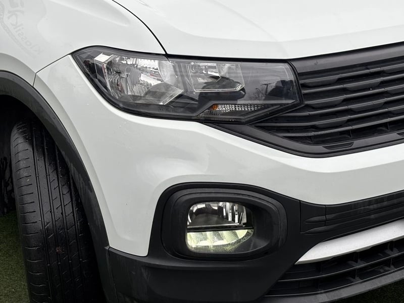 Volkswagen T-CROSS 1.0 TSI TRENDLINE 4X2 5MT 5P 2023 - Imagen 3 de 19