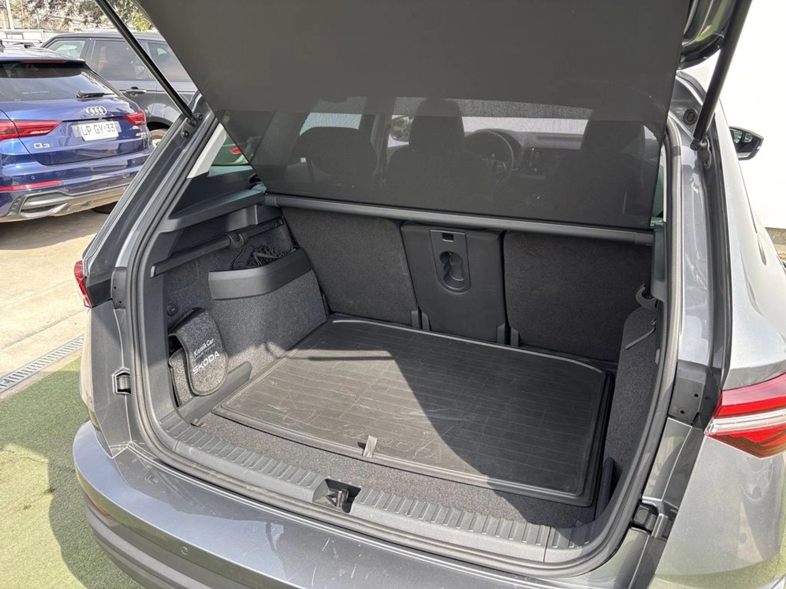 Skoda KAROQ 1.4 TSI AMBITION AUTO 2025 - Imagen 11 de 20
