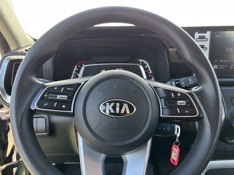 Kia SONET 1.5 EX 4X2 6MT 5P. 2021 - Imagen 17 de 20