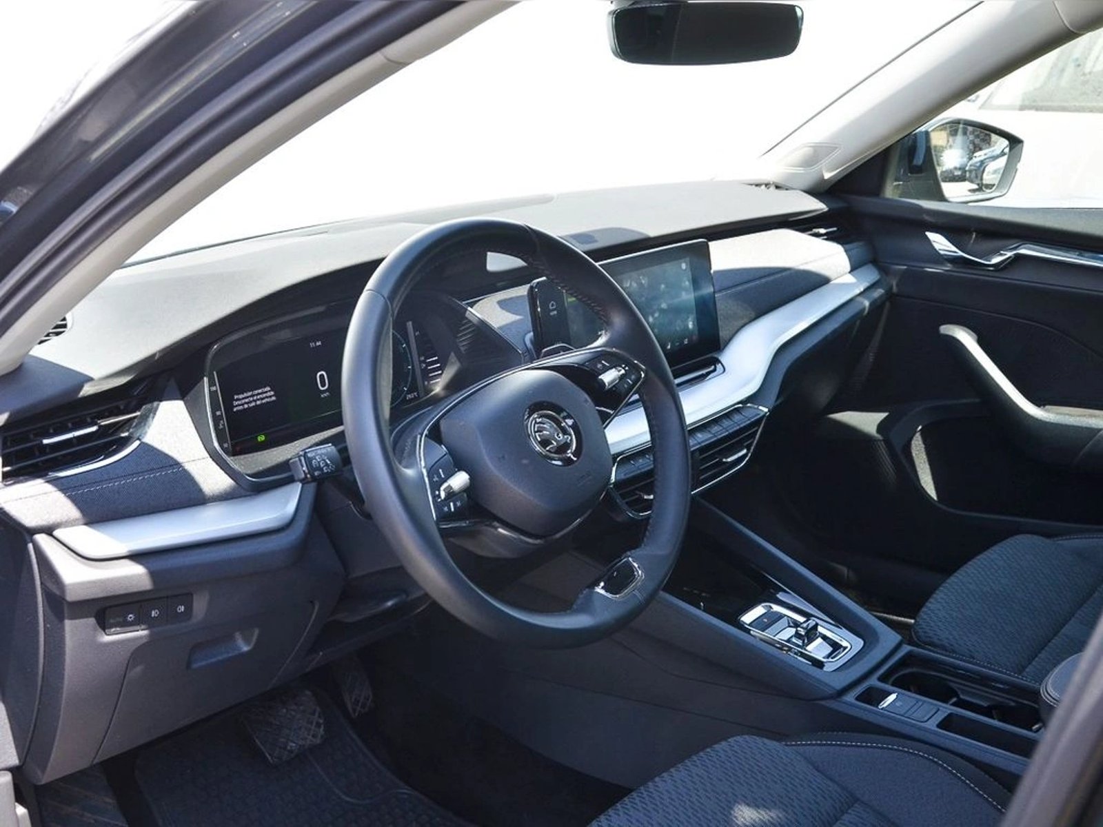 SKODA OCTAVIA 1.4 TSI AUTO STYLE 2022 - Imagen 7 de 20