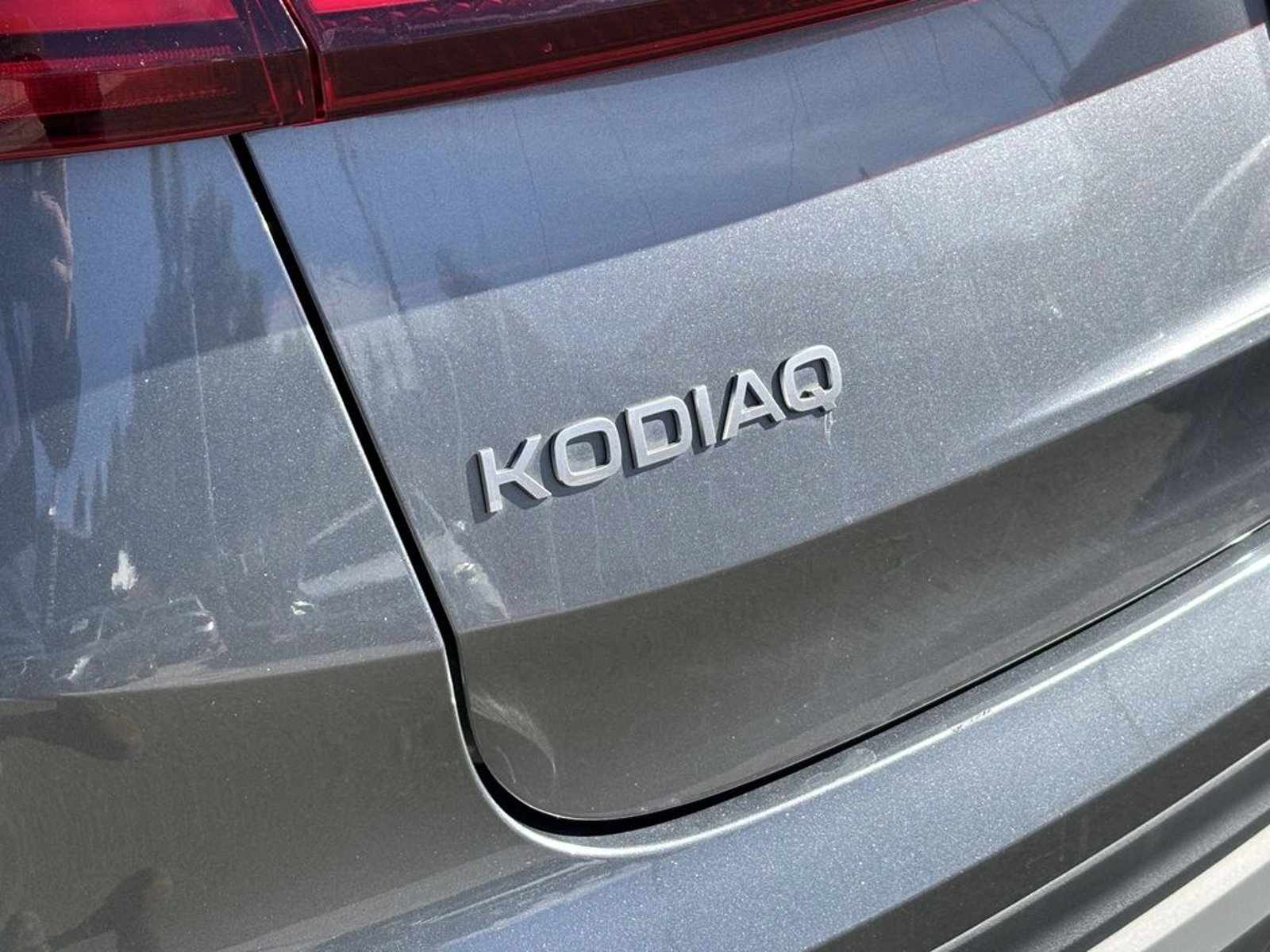 SKODA KODIAQ NEW 1.5 MHEV SELECTION AUTO 2025 - Imagen 6 de 13