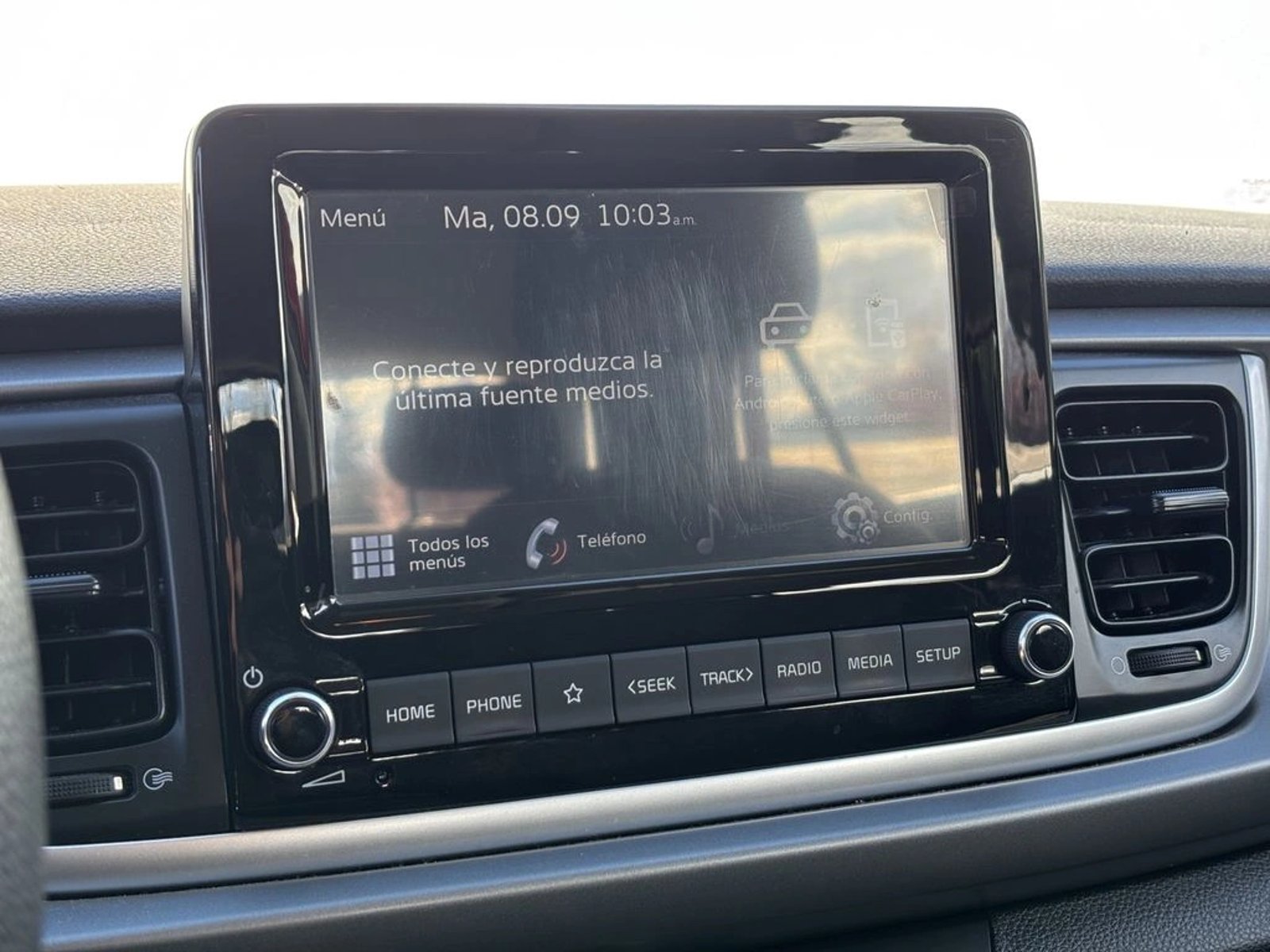 Kia RIO 5 1.4 EX 4X2 HB AC CI 6MT 5P. 2024 - Imagen 18 de 20